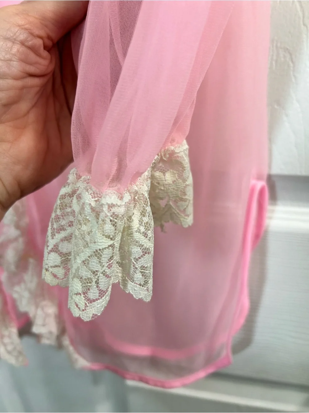 Vintage Pink Sheer Bed Jacket Peignoir Cream Lace Coquette Size 10